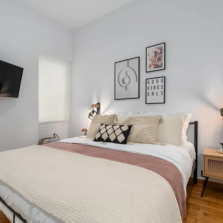 Apartmán Unique Koukaki Three Bedroom Atény