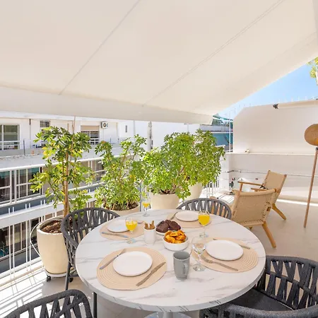 Apartmán Unique Koukaki Three Bedroom *